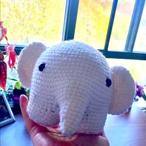 Crotchet White Elephant